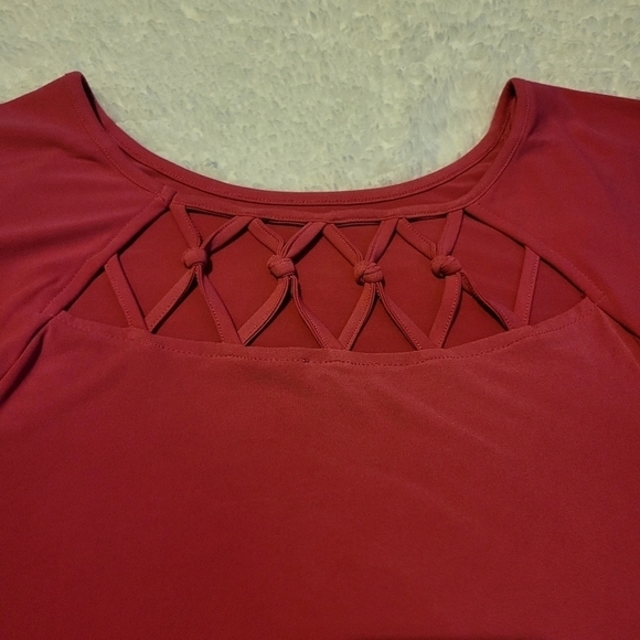 AVENUE VIP Knits Plus Hot Pink Lattice Back Wrap Blouse Stretch 18/20 or 2X - Picture 2 of 6